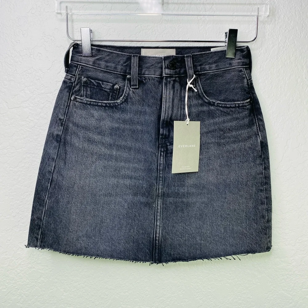 NWT Everlane The Raw Hem Black Denim Skirt Sz 23